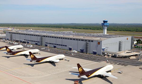 UPS Hangar